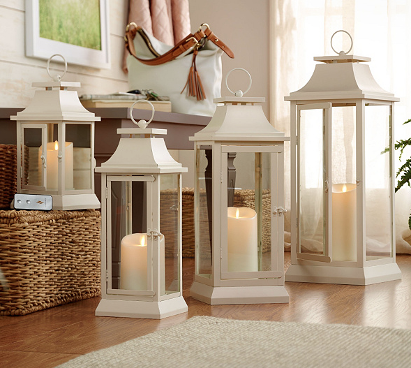 lot 15 image: Luminara 12 Heritage IndoorOutdoor Flameless Candle  wRemote - IVORY
