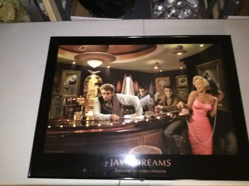 Java Drams LIghted Picture