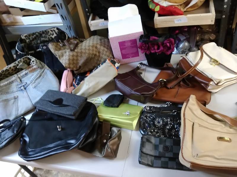 Large Purse Lot