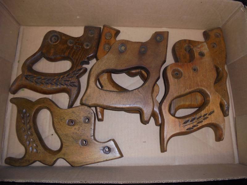 lot 16 image: Lot - Wood Saw Handles