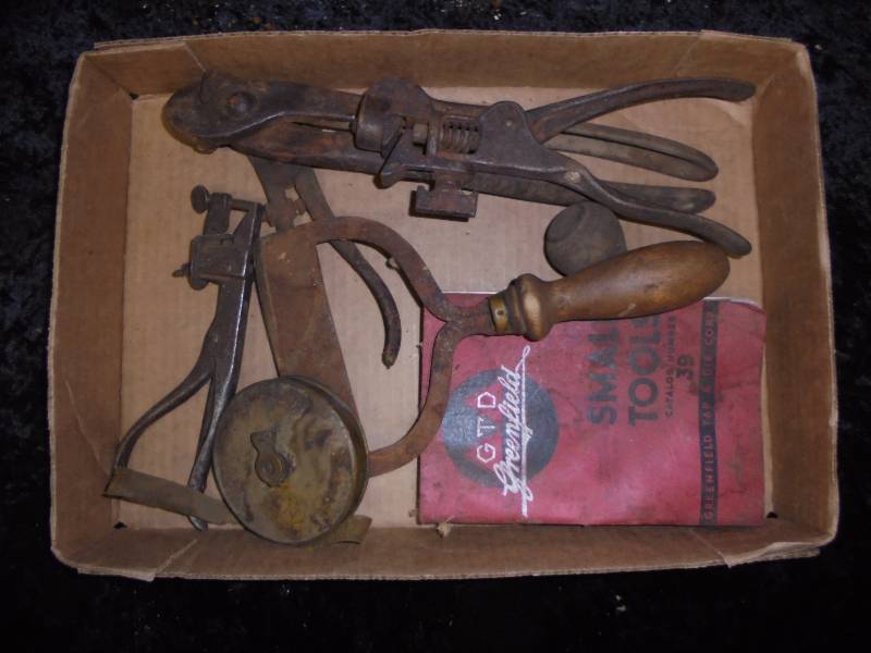 lot 24 image: Vintage Tools