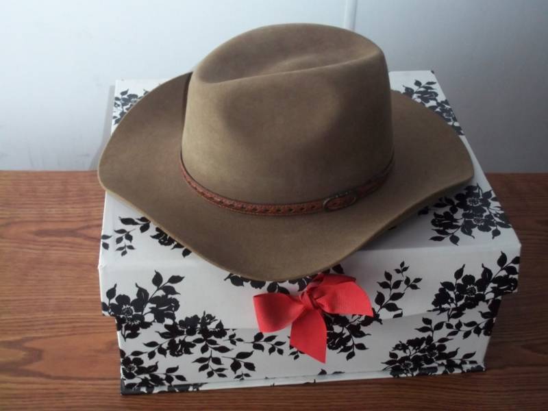 Brown hat pure fur felt made an Australia with box