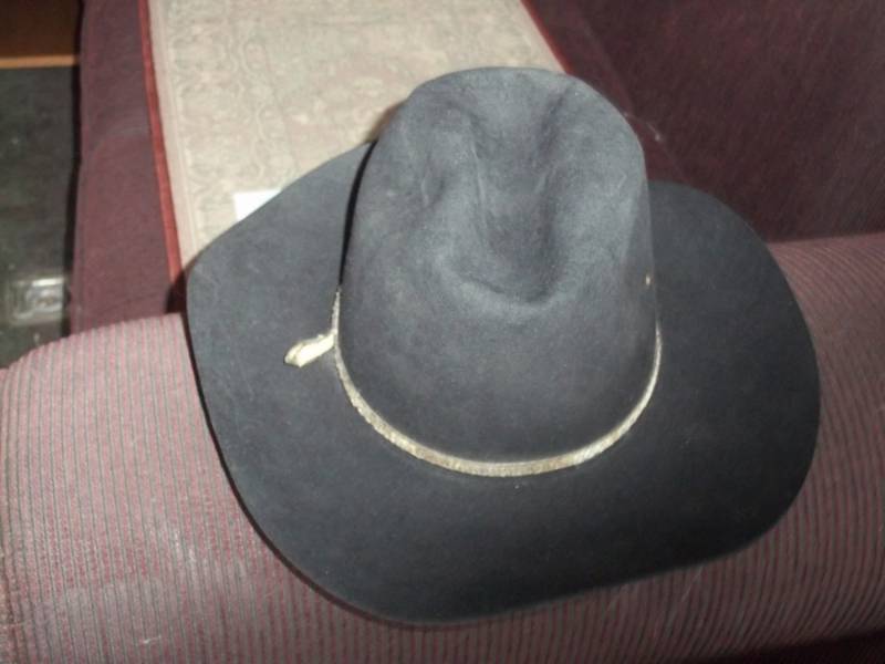 Black cattleman style hat 59cm no box