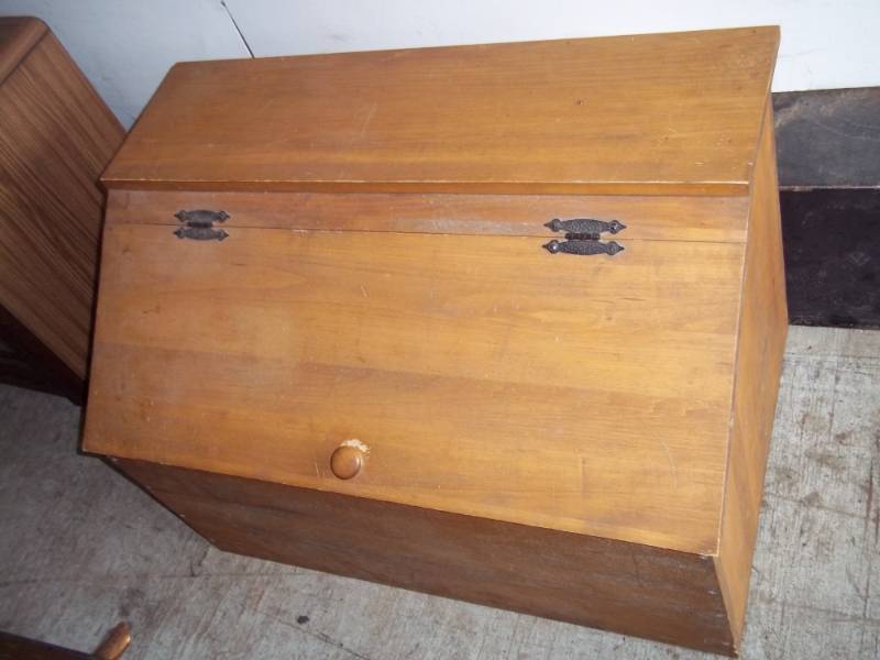 Toy box chest 32 x 21 x 22