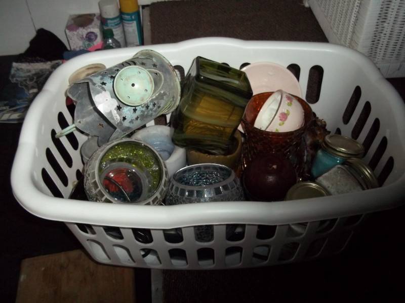 Clothes basket with candles
