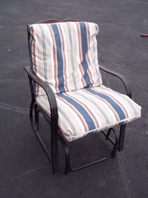 Glider lawn chair