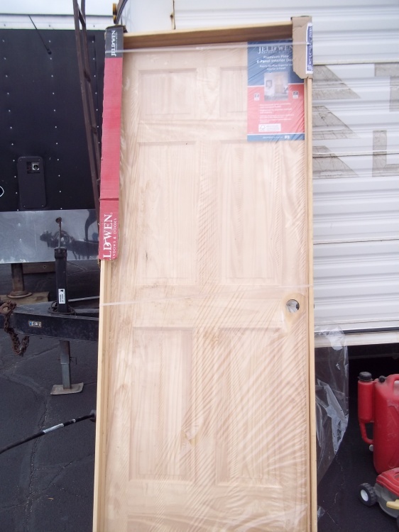 Still in package premium pine 32 left hand interior door