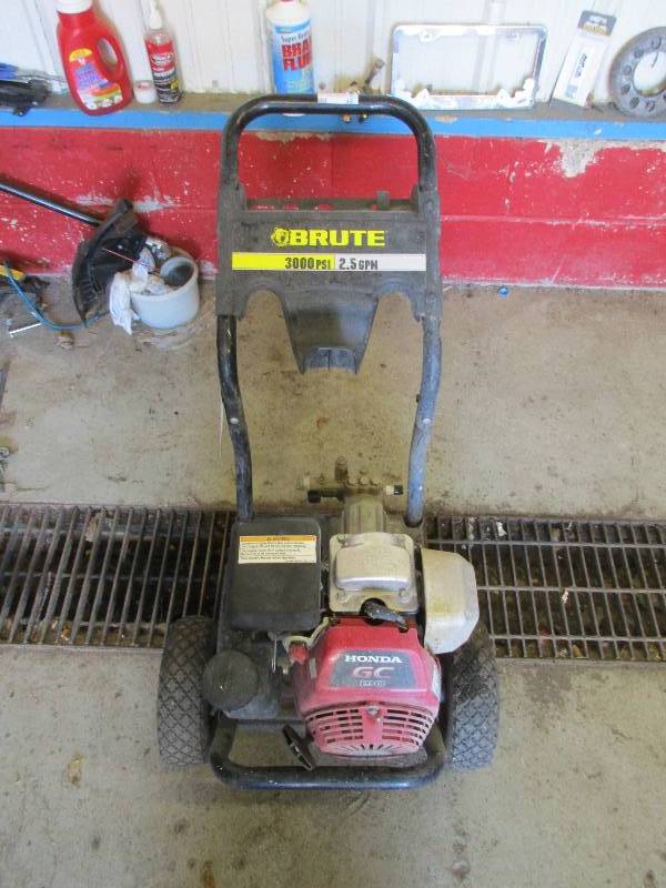 lot 45 image: brute pressure washer