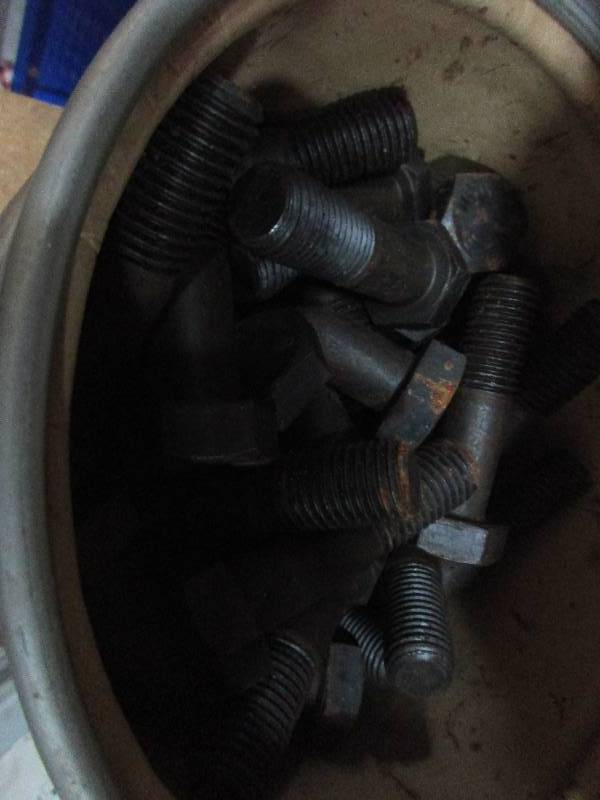 lot 52 image: bucket of 34 X 3.75 bolts