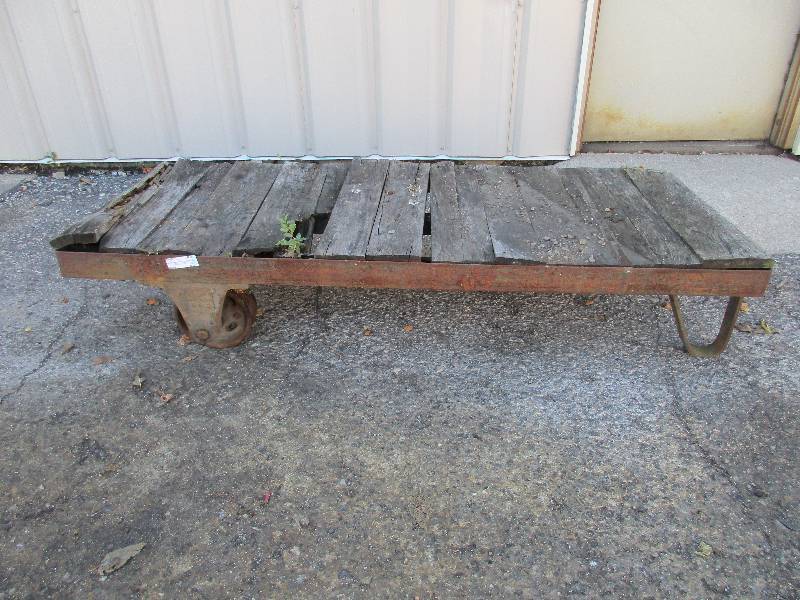 lot 66 image: Nutting 2 wheel cart model number 1452.