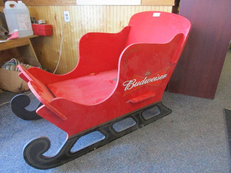 lot 72 image: Budweiser Sleigh