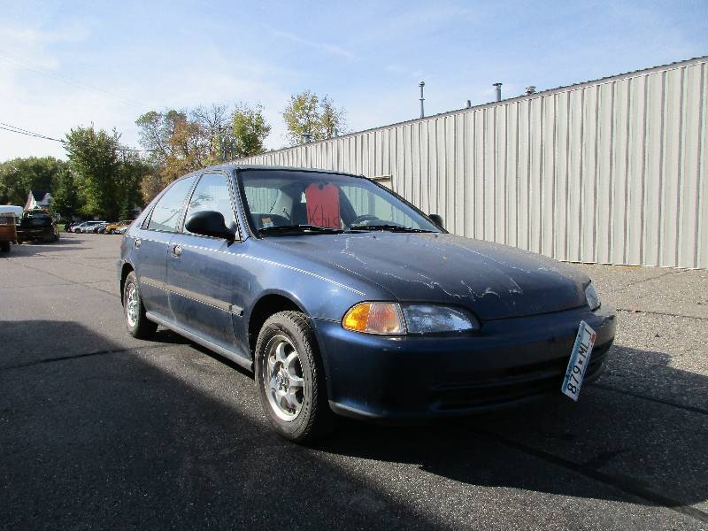 lot 5 image: 4 Door Civic