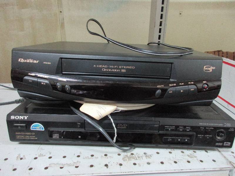 lot 118 image: Sony DVD player and VHS player
