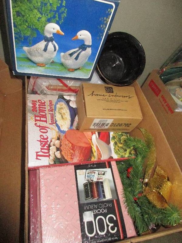 lot 139 image: misc items 2 boxes