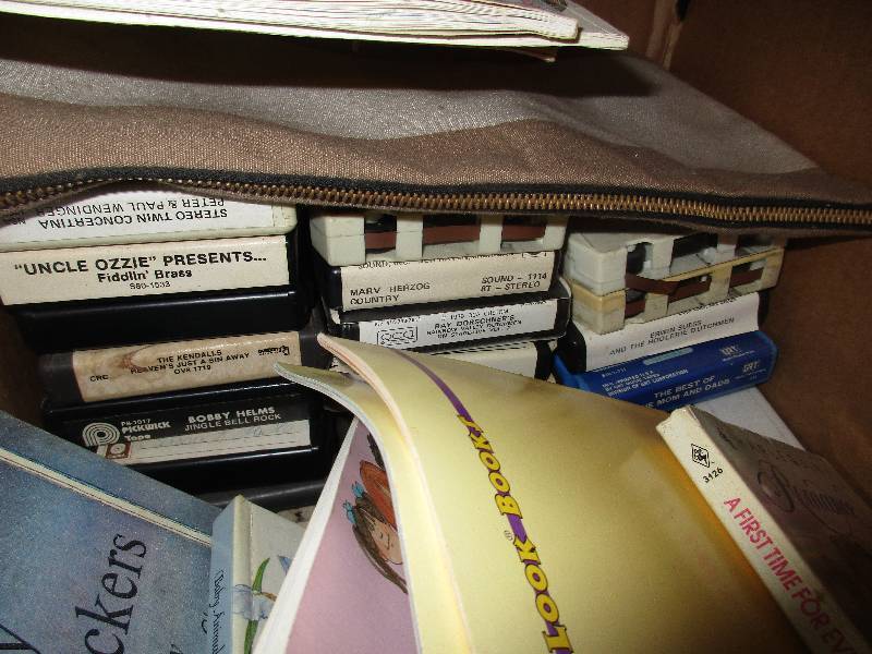 lot 171 image: 8 track tapes (20) and kids books