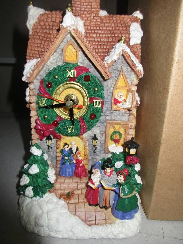 lot 177 image: AVON holiday melody clock