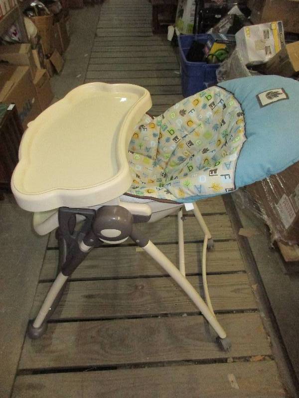 lot 200 image: height chair by safety first