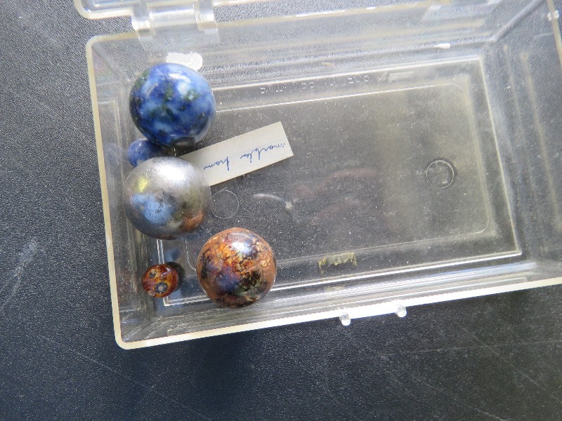 lot 26 image: Vintage Marbles