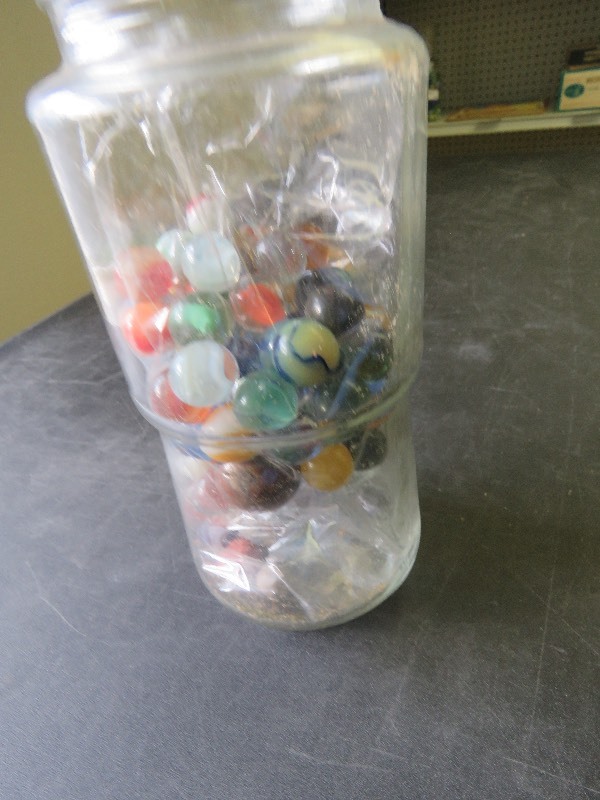 lot 30 image: Vintage Marbles