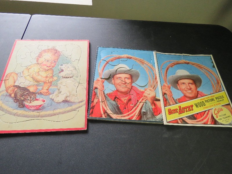 lot 32 image: Vintage Kids Puzzles