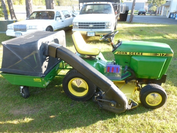 SnS Auctions # 231 John Deere Mower & Fall Cleanup