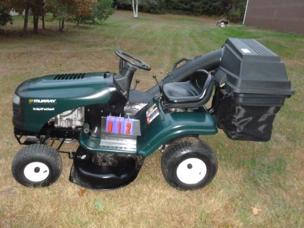 SnS Auctions # 231 John Deere Mower & Fall Cleanup