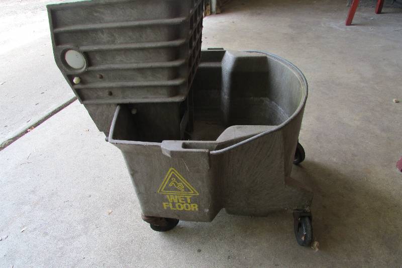 Commercial Mop Bucket wringer