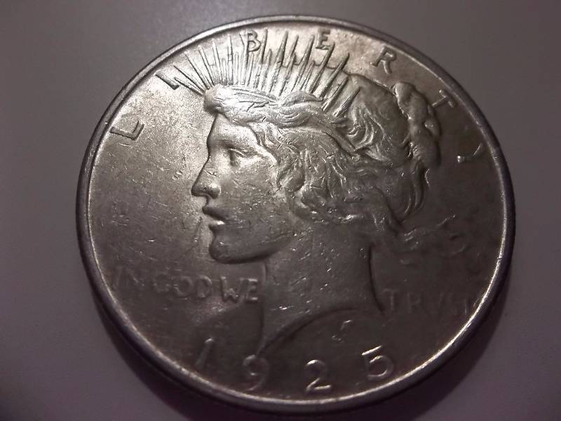 1925  Silver Peace Dollar