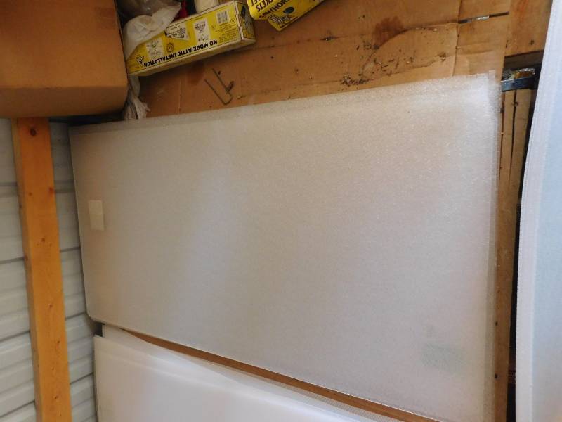 lot 67 image: Styrene inserts