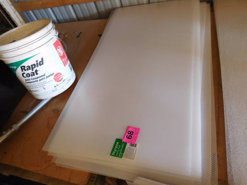 lot 68 image: Styrene inserts