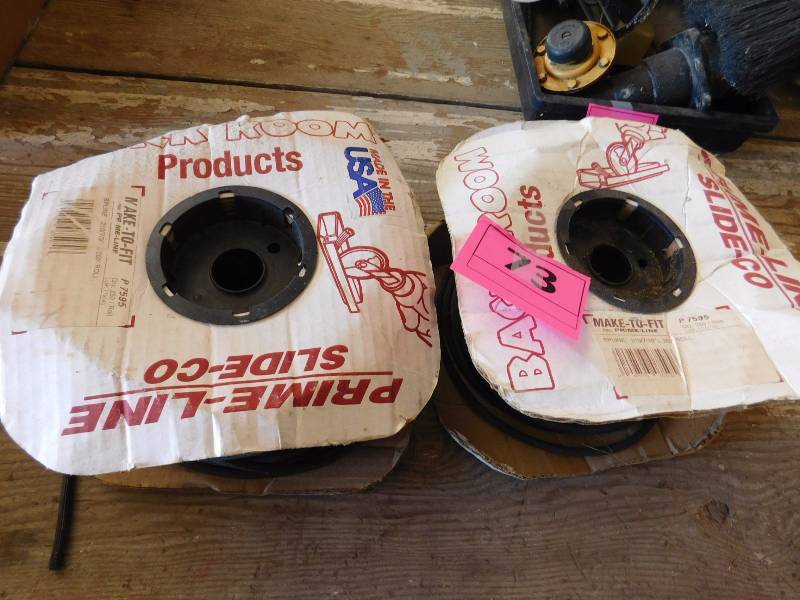 lot 73 image: 2 rolls of screen spline