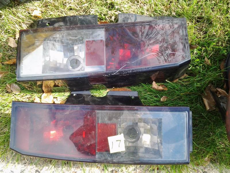 lot 17 image: Pair Custom Tail Lights (GM)