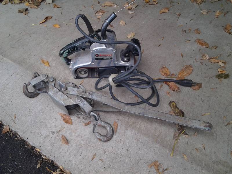 lot 40 image: Rockwell Belt Sander & Come-A-Long