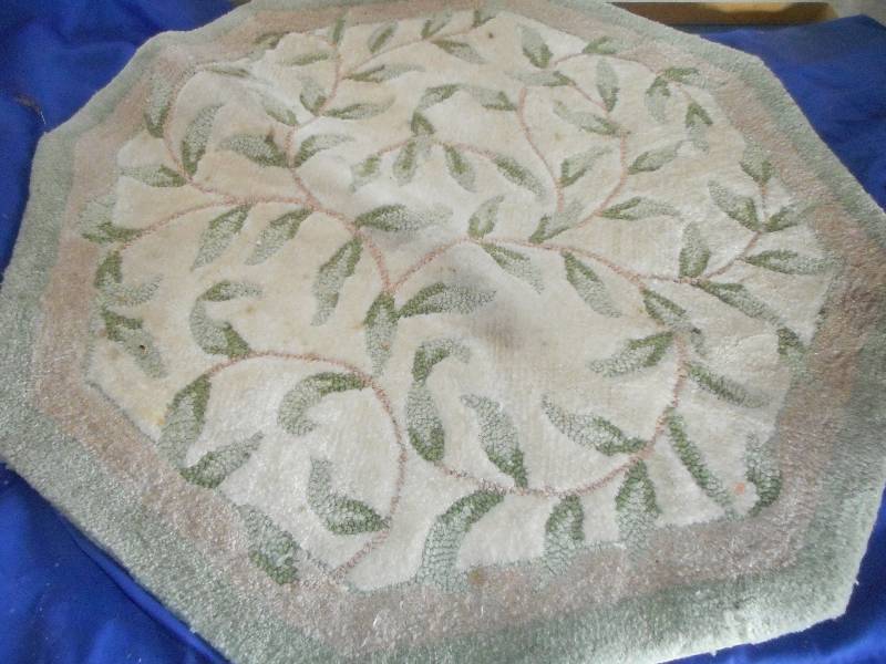 BURLINGTON FLOOR RUG
