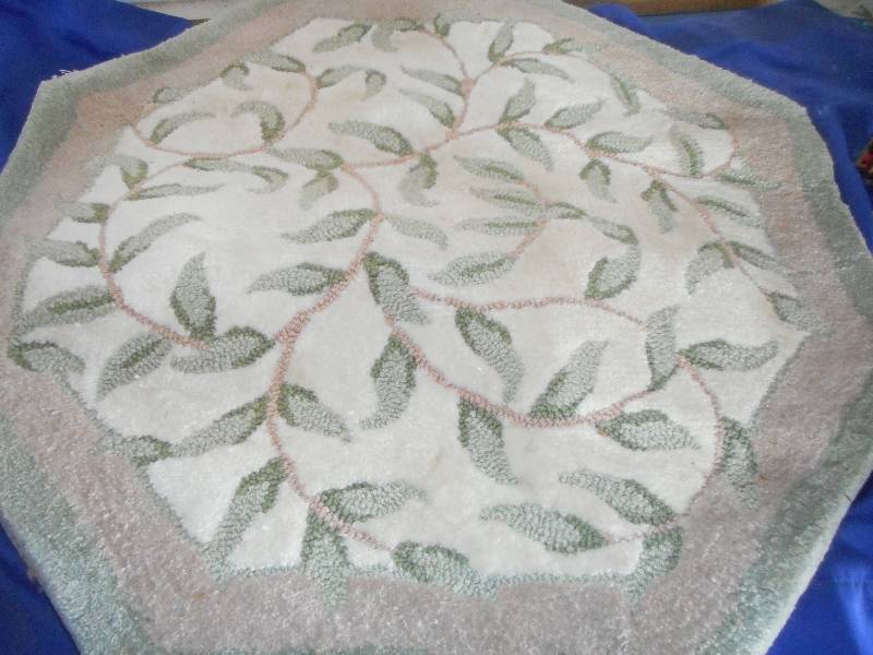 BURLINGTON FLOOR RUG
