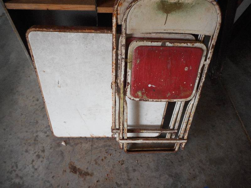 ANTIQUE CHILDS TABLE AND 2 CHAIRS