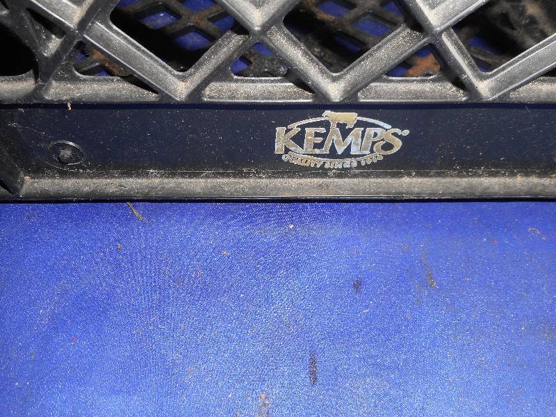 COLLECTIBLE KEMPS CRATE
