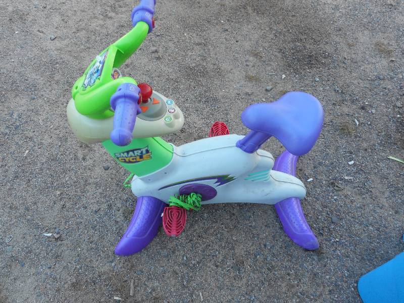 FISHER PRICE SMART CYCLE