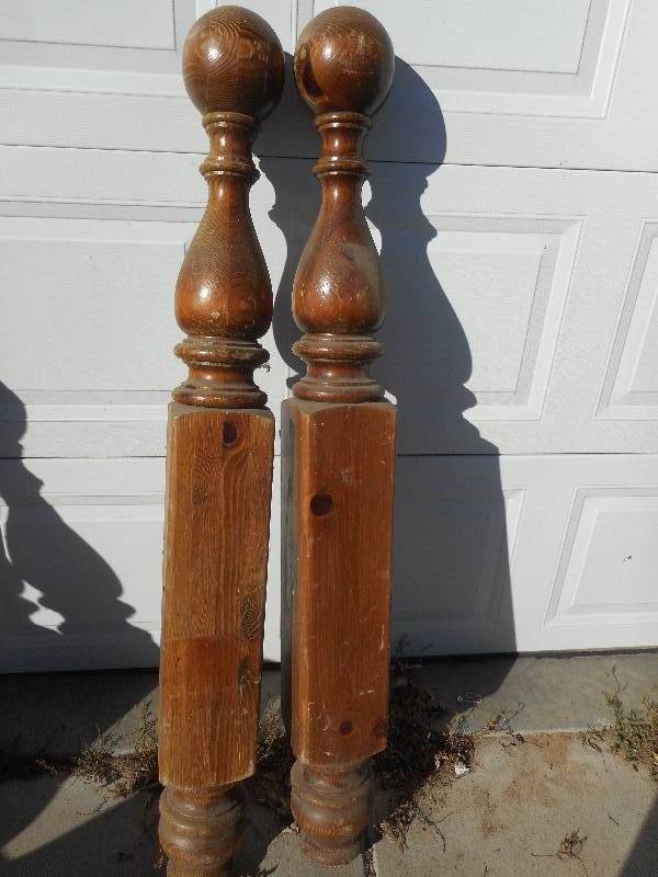 ANTIQUE SOLID WOOD CORNER POSTS
