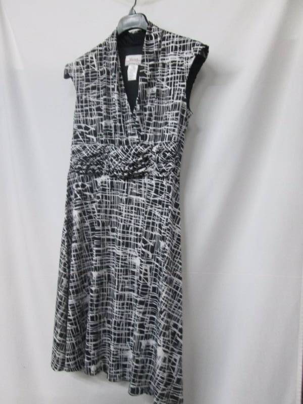 Westside Misses Ruched Waist Dress
