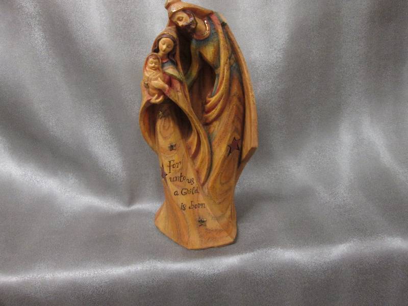 1 pc Holy Family 10 inches (chipped...