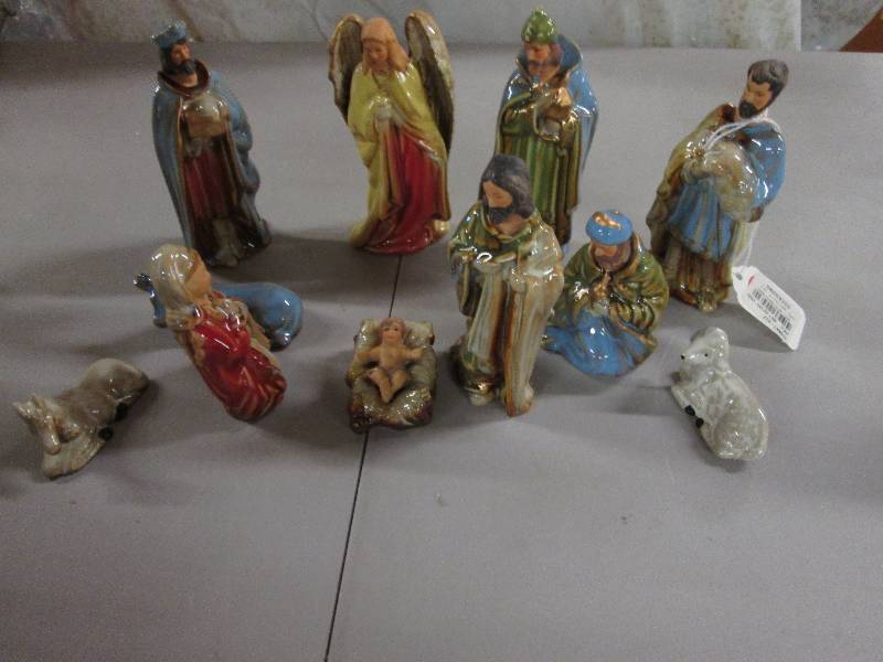 11 pc 5 inch Glazed Ceramic Nativit...