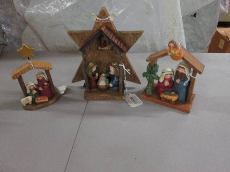 Lot of 3 Assorted 1pc Nativity Sets...
