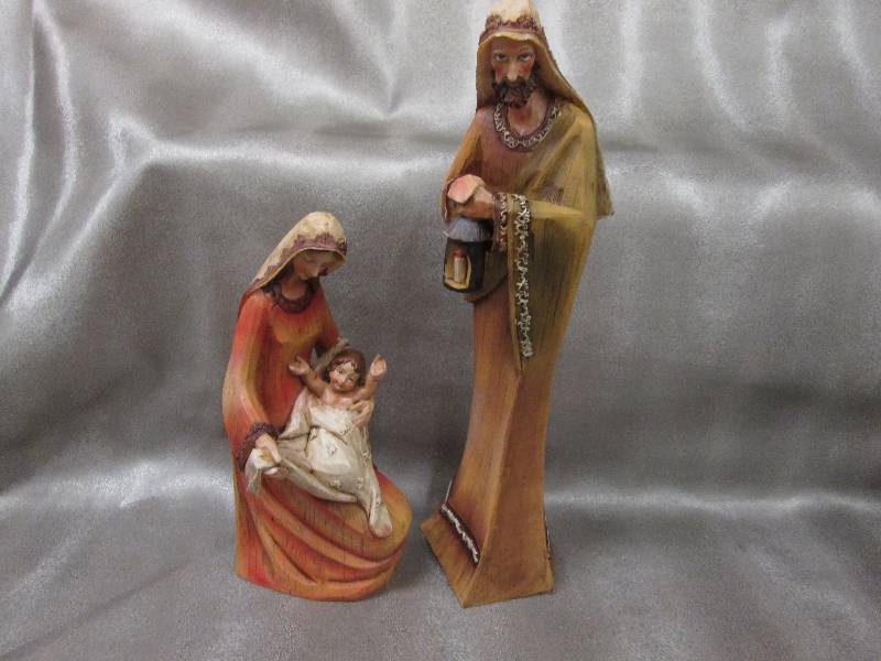 Lot of 5  12 inch Resin Holy Famil...