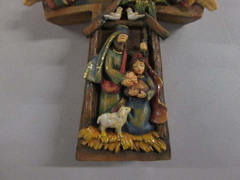 Lot of 14 Nativity Crosses  6.25 i...