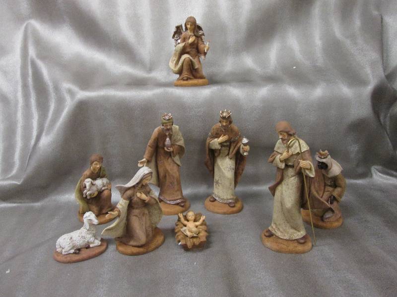 9 pc Ceramic Nativity Set Earthtone...