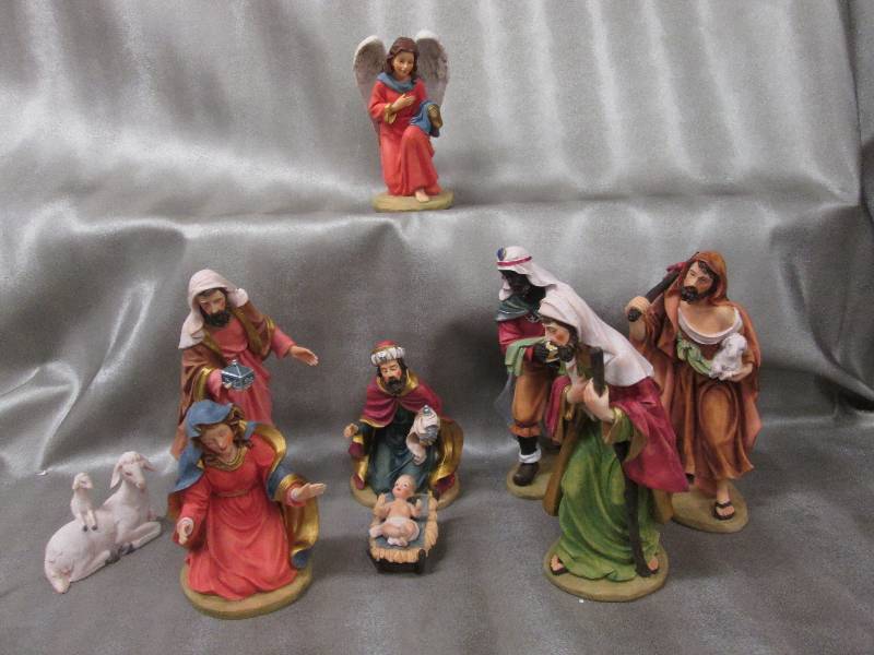 9 pc Detailed  Nativity Set 8.5 inc...