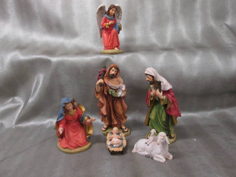 6 pc Detailed  Nativity Set 8.5 inc...