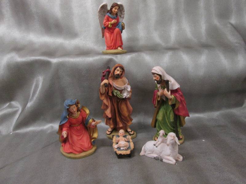 6 pc Detailed  Nativity Set 8.5 inc...