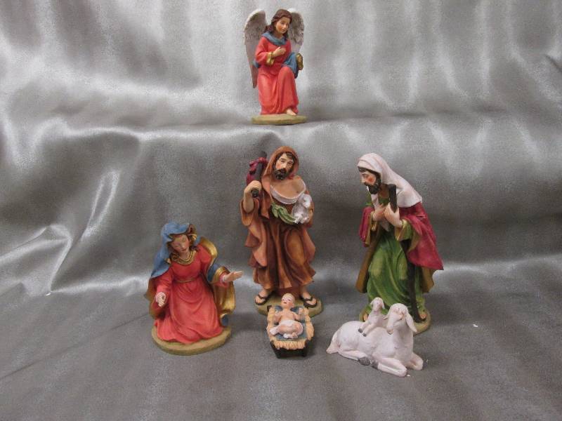 6 pc Detailed  Nativity Set 8.5 inc...